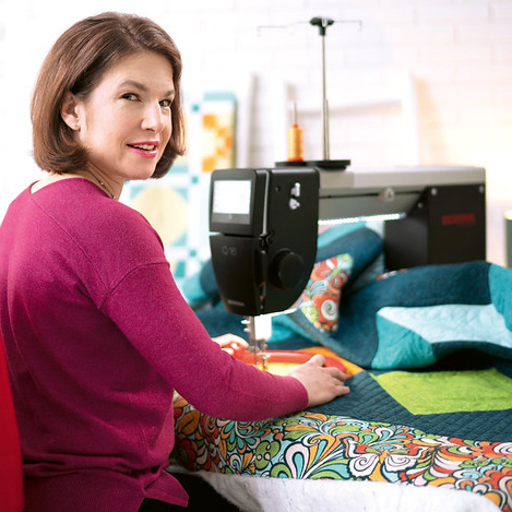 Bernina Q16 Plus Longarm With Foldable Table